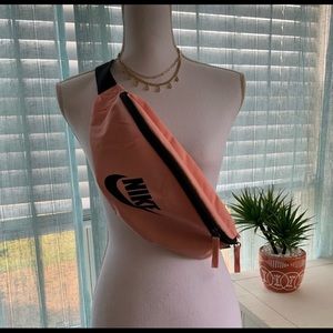 Nike fanny pack